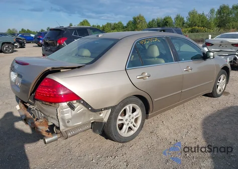 2007 Honda Accord Ex из США, поврежденный, VIN 1HGCM56807A174491